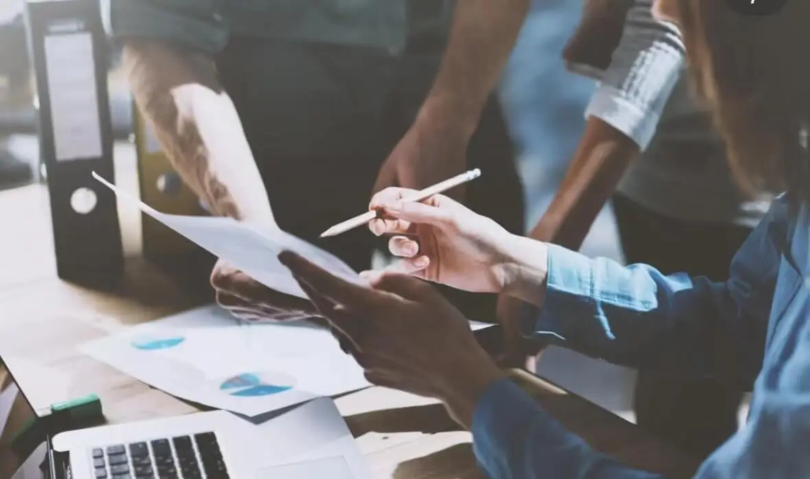 公司文字性介绍ppt